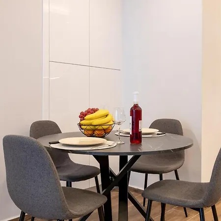 Artemis Apartment